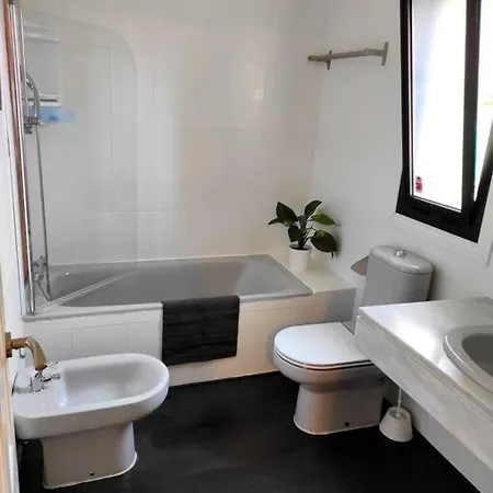 Chalet En La Barrosa , Chiclana De La Fra. *